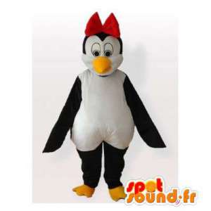 Mascot Schwarz-Weiß-Pinguin mit einer roten Schleife - MASFR006093 - Pinguin-Maskottchen
