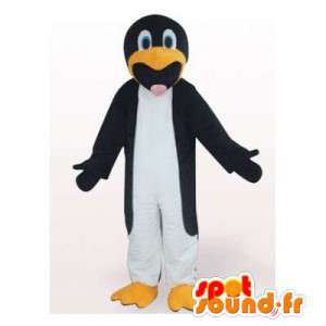 Mascota del pingüino. Traje...