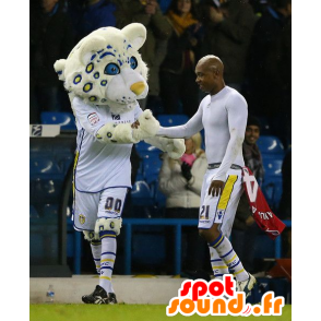 Mascote do tigre branco, com olhos azuis, no sportswear - MASFR21861 - Tiger Mascotes
