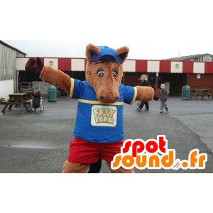 Brun hestemaskot, føl i blå og rød tøj - Spotsound maskot