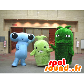 3 mascotes, um azul estrangeiro e dois mascotes verdes - MASFR22367 - mascotes monstros