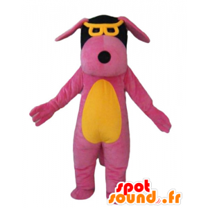 眼鏡をかけた、黄色と黒のピンクの犬のマスコット、