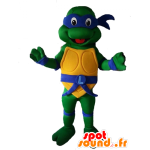 Maskot Leonardo, berömd ninjasköldpadda, med ett blått band -