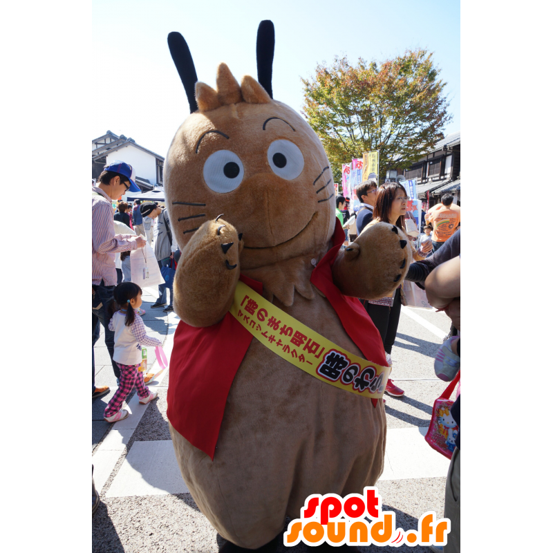 ゆるキャラマスコット日本人 の 赤いジャケットに大きな茶色のウサギのマスコット 色変更 変化なし 切る L 180 190センチ 撮影に最適 番号 服とは 写真にある場合 番号 付属品 番号