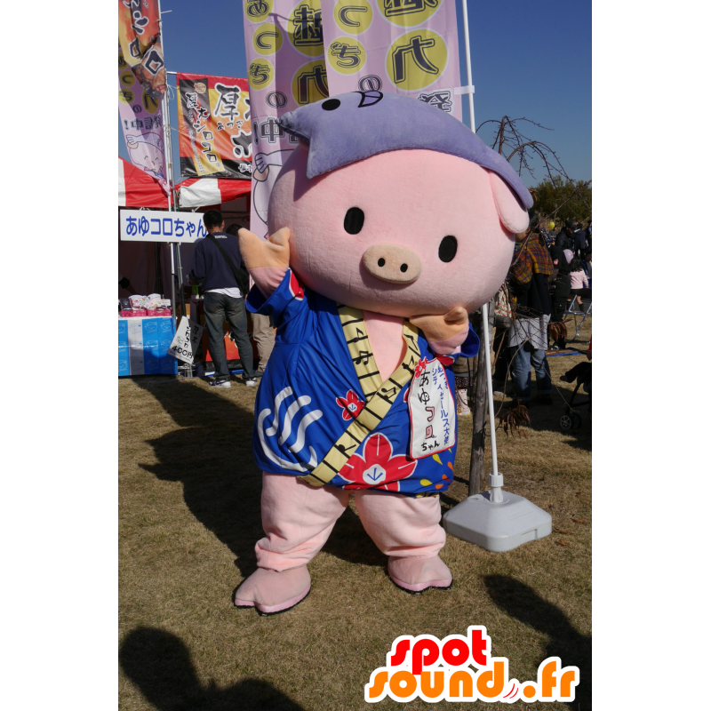 Mascotte de cochon rose avec un peignoir bleu - MASFR25356 - Mascottes Yuru-Chara Japonaises