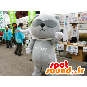 Mascotte de Kumapi, d'ours gris, avec des lunettes et une cape - MASFR26683 - Mascottes Yuru-Chara Japonaises