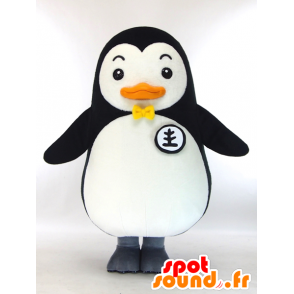 ゆるキャラマスコット日本人 の ペンギンちゃんのマスコット 黒と白のペンギン 色変更 変化なし 切る L 180 190センチ 製造前のスケッチ 2d 番号 服とは 写真にある場合 番号 付属品 番号