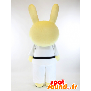Judoka gul kaninmaskot, med en vit kimono - Spotsound maskot