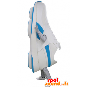 Blu mascotte e scarpa bianca. mascotte di pallacanestro - MASFR031397 - Mascotte di oggetti
