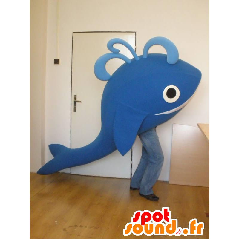 Mascotte de baleine bleue géante et souriante - MASFR031987 - Mascottes de l'océan