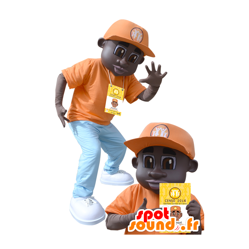Afrikansk amerikanpojkemaskot klädd i orange dräkt - Spotsound