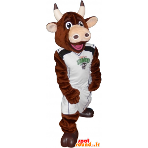 Mascote vaca marrom com um basquetebol de retenção - MASFR032692 - Mascotes vaca