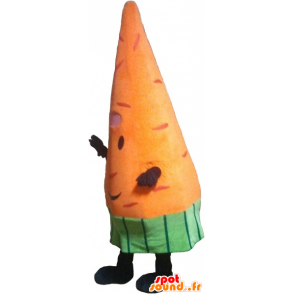 Mascot orange giant carrot. vegetable mascot - MASFR032761 - Mascot of vegetables