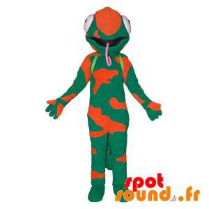 Grøn og orange kameleon med en stor tunge - Spotsound maskot
