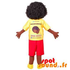 Afrikansk drengemaskot med et gult og rødt tøj - Spotsound
