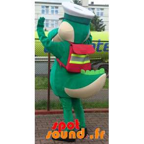 Grøn krokodille maskot med en kaptajnhue - Spotsound maskot