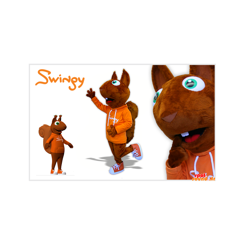 Brun ekorre maskot med en orange tröja - Spotsound maskot