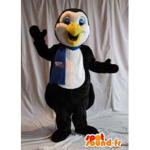 Mascotte représentant un pingouin en écharpe, déguisement hiver - MASFR001788 - Mascottes Pingouin