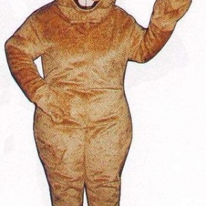 Mascotte du jour chez SPOTSOUND: Costume d'écureuil marron clair . Découvrez les mascottes @spotsound_mascots #mascotte #mascottes #marketing #costume #spotsound #personalisé #streetmarketing #guerillamarketing #publicité . Lien: https://www.spotsound.fr/fr/7082-costume-d-écureuil-marron-clair.html
