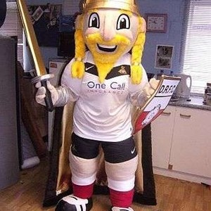Mascotte du jour chez SPOTSOUND: Mascotte de Viking sportif - Personnalisable toutes tailles . Découvrez les mascottes @spotsound_mascots #mascotte #mascottes #marketing #costume #spotsound #personalisé #streetmarketing #guerillamarketing #publicité . Lien: https://www.spotsound.fr/fr/4797-mascotte-de-viking-sportif-personnalisable-toutes-tailles.html