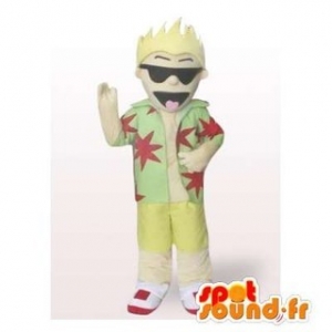Mascotte du jour chez SPOTSOUND: Mascotte de vacancier. Costume de blond . Découvrez les mascottes @spotsound_mascots #mascotte #mascottes #marketing #costume #spotsound #personalisé #streetmarketing #guerillamarketing #publicité . Lien: https://www.spotsound.fr/fr/6361-mascotte-de-vacancier-costume-de-blond.html